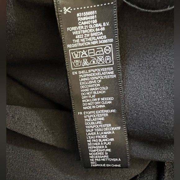 Black Mini Dress with Gold Chain Size M - Picture 8 of 8